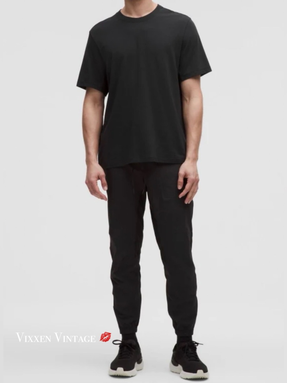 LULULEMON LOCKER LOOP 'LICENSE TO TRAIN JOGGER REGULAR' IN BLACK